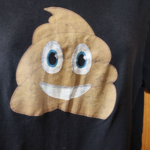 Iml Black Poop Emoji Tshirt Funny Graphic Tshirt Small 100% cotton - Picture 5 of 7